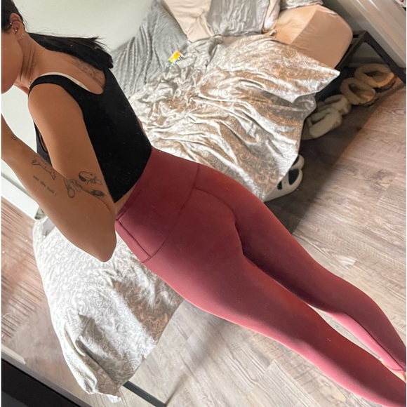 Aerie offline 7/8 leggings - Picture 2 of 3